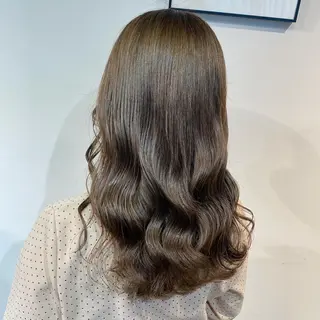 セミロング 縮毛矯正⭐️ TAKAHIROのヘアスタイル