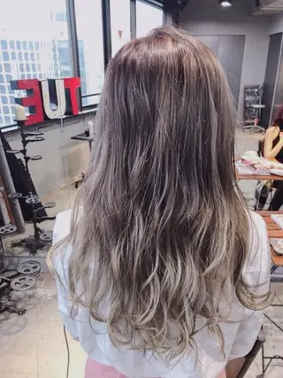 ロング カラー パーマ 代表 中島貴志のヘアスタイル