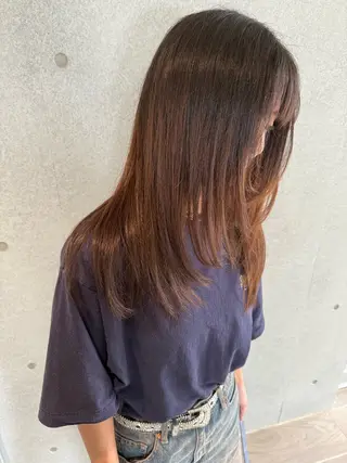 ミディアム ハコ（HACO)所属・豊嶋 暉直のヘアスタイル