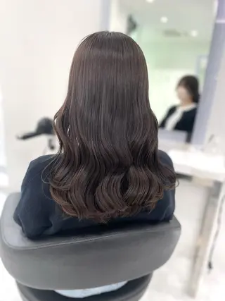 セミロング カラー ヘアアレンジ Ella所属・nana【艶髪】/ レイヤー/縮毛矯正のヘアスタイル