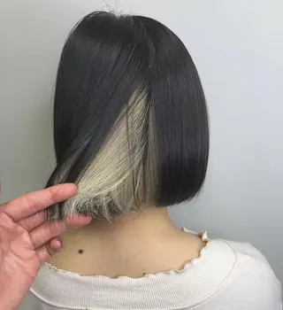 ショート カラー HAIRSALONLOOP所属・川上 麻梨阿のヘアスタイル