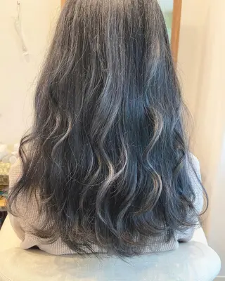 セミロング カラー kriti山田 早矢加のヘアスタイル