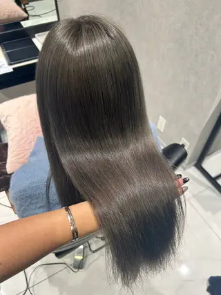 カラー 透明感カラー💙 束感まつげ🪼海月のヘアスタイル