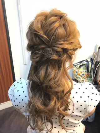 ロング ヘアアレンジ Kanani所属・田中 佐枝子のヘアスタイル