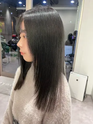 ロング カラー iLi🫧kim ryongna🦋のヘアスタイル