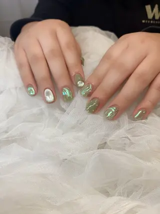 ネイル 新井 ひなののネイルデザイン