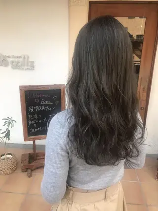 ロング カラー 中津/柔らかカラー/ ナガオ　イズミのヘアスタイル