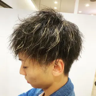 ミディアム メンズ フジサキ ハヤトのヘアスタイル