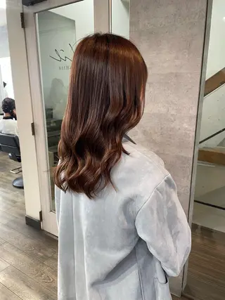 ロング カラー 西岡 幸穂のヘアスタイル