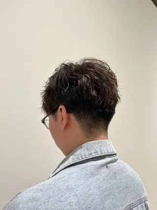 メンズ くすみ あやなのヘアスタイル
