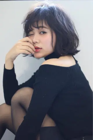 ショート 米倉 群のヘアスタイル