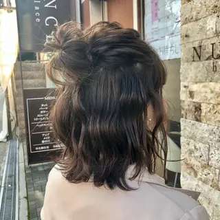 ミディアム 雪本 愛のヘアスタイル