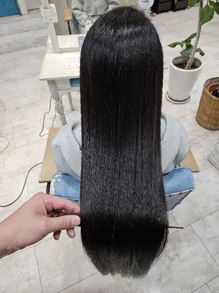 ロング 顔周りレイヤーカット 髪質改善代表西村功平のヘアスタイル