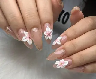 ネイル モニカ アキイのネイルデザイン