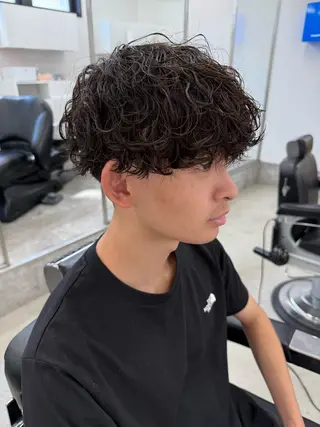 ショート パーマ メンズ 亀井隆汰/メンズ専門 パーマ特化美容師のヘアスタイル