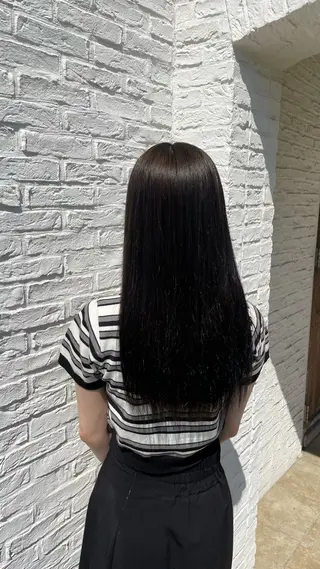 カラー 奥村 悠菜のヘアスタイル