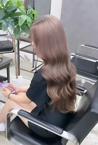 ロング Kvell&Co. YUSUKEのヘアスタイル