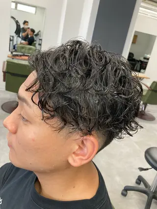 パーマ メンズ SHAFT Ieiriのヘアスタイル