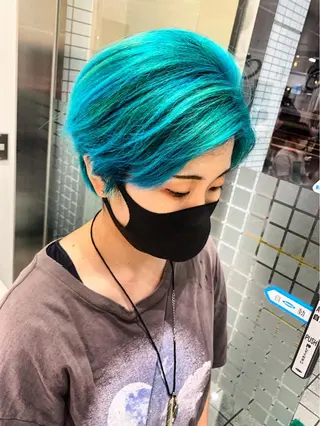 ショート カラー N° jillva ♦️川端裕司♦️のヘアスタイル