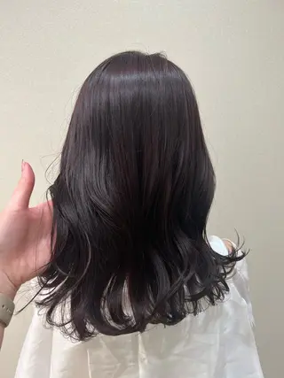 ミディアム mina .のヘアスタイル