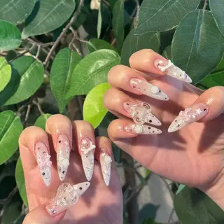 ネイル ☁️BLITZ 🎀笠原雪音🎀のネイルデザイン