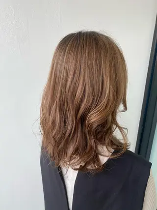 セミロング ase.糸島店所属・UEDA AYAのヘアスタイル