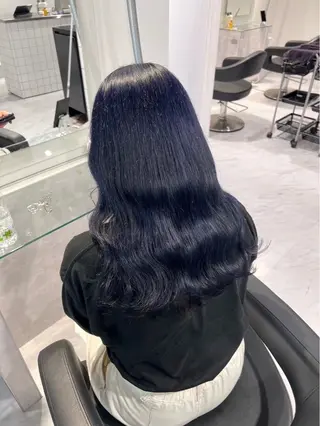 ミディアム 大人っぽ透明感暗髪 🤍shio🤍のヘアスタイル