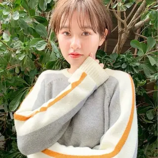 ショート カラー shiomi H 森　彩華のヘアスタイル