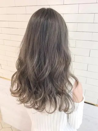 セミロング カラー レイヤーカット× 髪質改善たもりのヘアスタイル