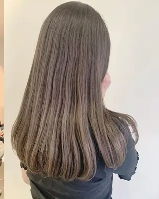 ロング カラー yurika☁️ 似合わせ｜レイヤーのヘアスタイル