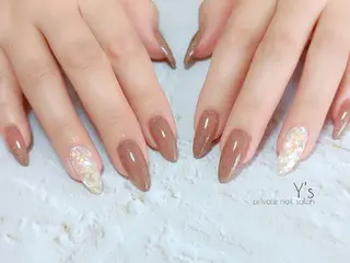 ネイル YUMI NAGAI  のネイルデザイン