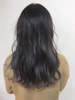 セミロング カラー ケアブリーチ 坪井佑樹のヘアスタイル