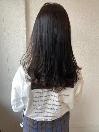 セミロング カラー 入江 志穂のヘアスタイル