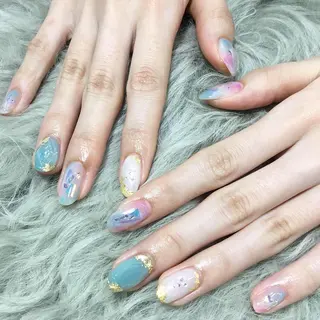 ネイル Nailsalon Charis.yuのネイルデザイン
