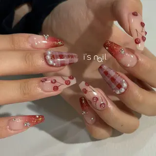 ネイル i's nail 〈アイズネイル〉のネイルデザイン