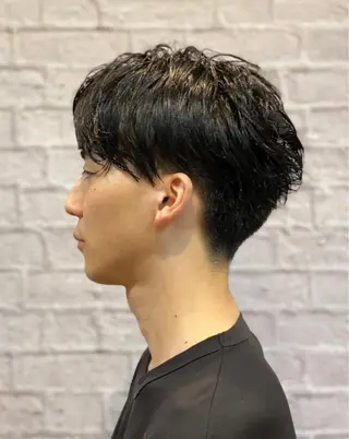 ミディアム メンズ グレイスフルバーバープラチナム六本木店所属・六本木メンズヘア 大橋勇貴のヘアスタイル