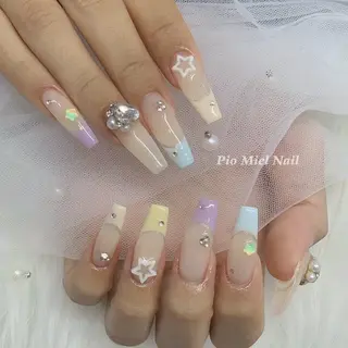 ロング Pio Mielのネイルデザイン