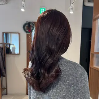 ロング カラー ヘアアレンジ 山口 摩七斗のヘアスタイル
