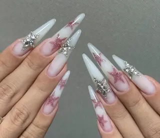 ネイル Pure&Rich Nailのネイルデザイン