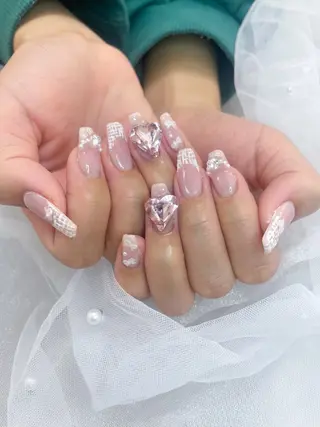 ネイル 五十嵐 美智のネイルデザイン