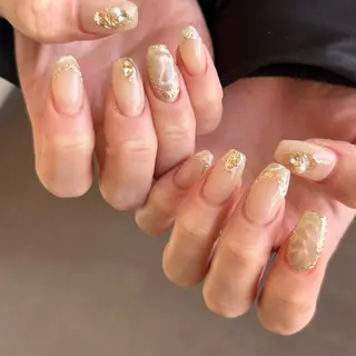 ネイル Ray. ／綺麗目ニュアンスのネイルデザイン