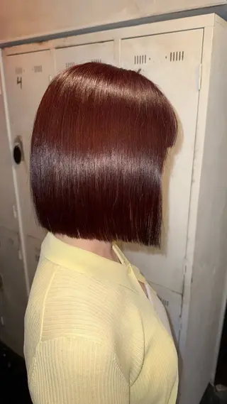 ショート ハイトーン/カット Kazuhaのヘアスタイル