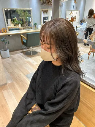 ミディアム merc.🌿 友藤鮎那のヘアスタイル