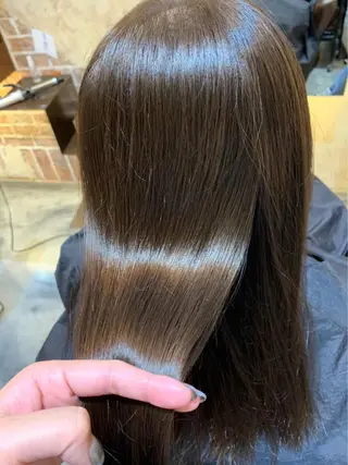 inity　杉本 美羽のヘアスタイル