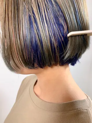 ショート カラー よしだ とおいのヘアスタイル