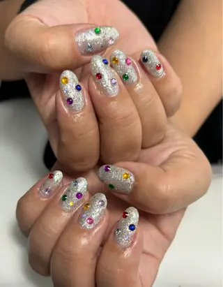 ネイル 小林 安奈のネイルデザイン