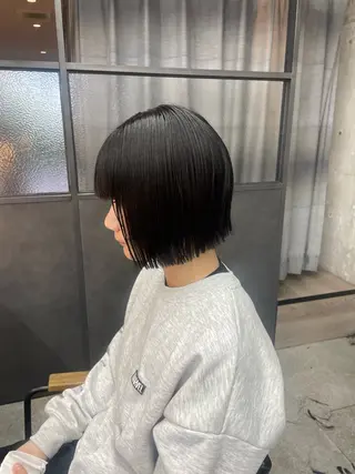 ミディアム 鈴木瑛里／ブロンド ベージュ／男女のヘアスタイル