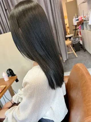 セミロング 髪質改善美髪特化 ルイス奈良のヘアスタイル