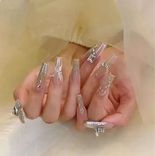 ネイル 相沢 さやかのネイルデザイン