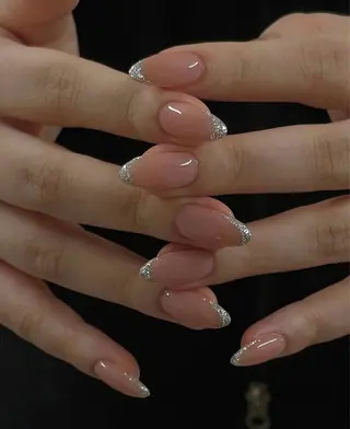 ネイル EMI ANA.CHUOのネイルデザイン